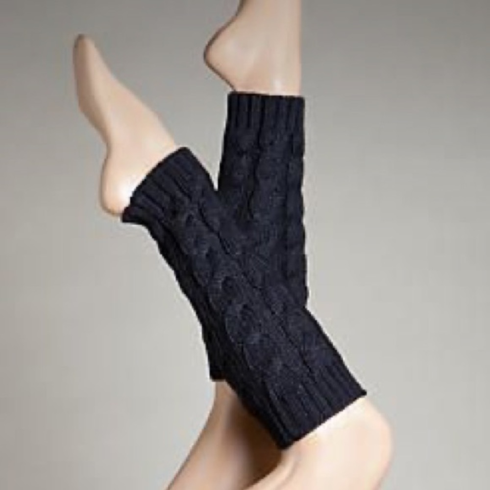 NWT! HUE Knit Legwarmers